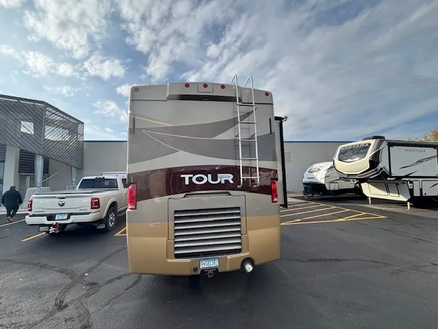 2007 Winnebago Tour 40TD - Photo 4
