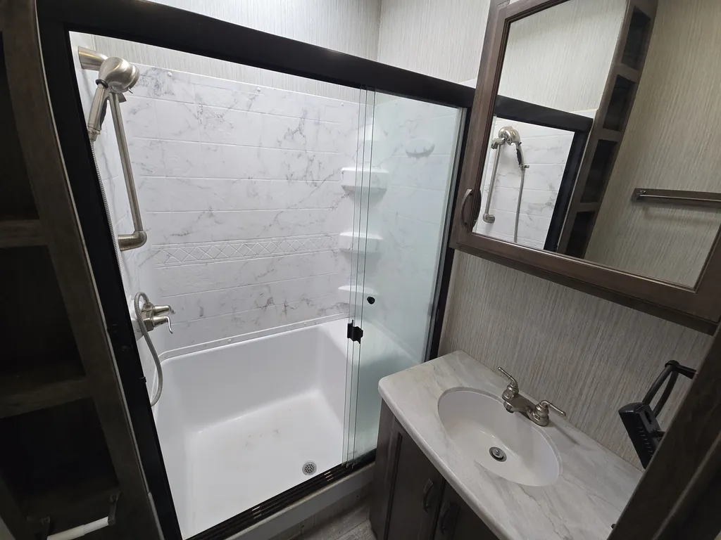 2021 Forest River Sandpiper Destination 399LOFT, Photos photo 17