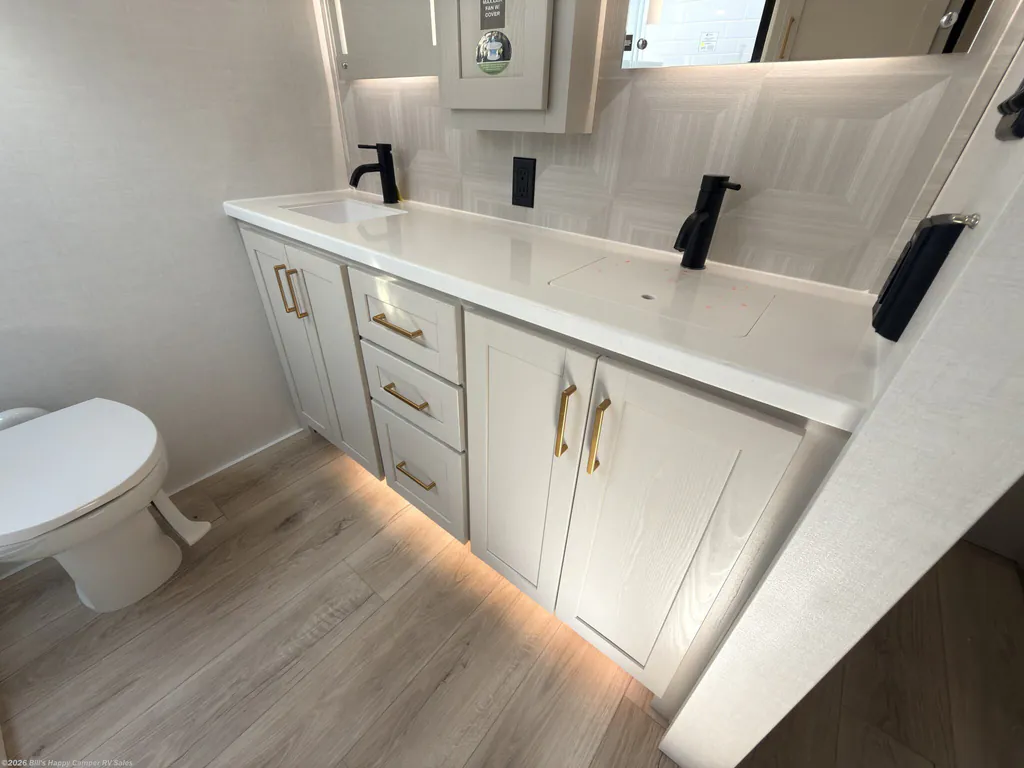 2027 Forest River Rockwood Signature 404SRK, Photos photo 35