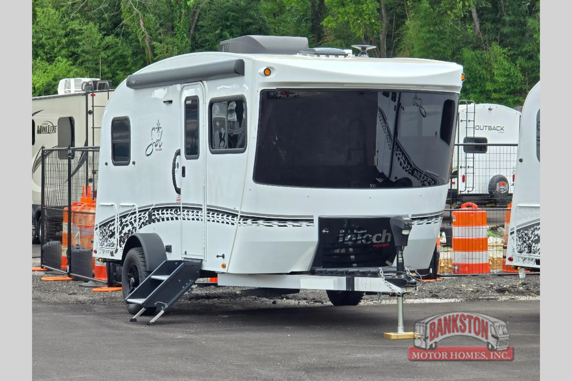 2024 inTech Sol Eclipse Rover - Photo 2