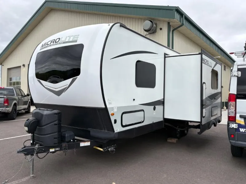 2023 Forest River Flagstaff Micro Lite 22TBS - Photo 4