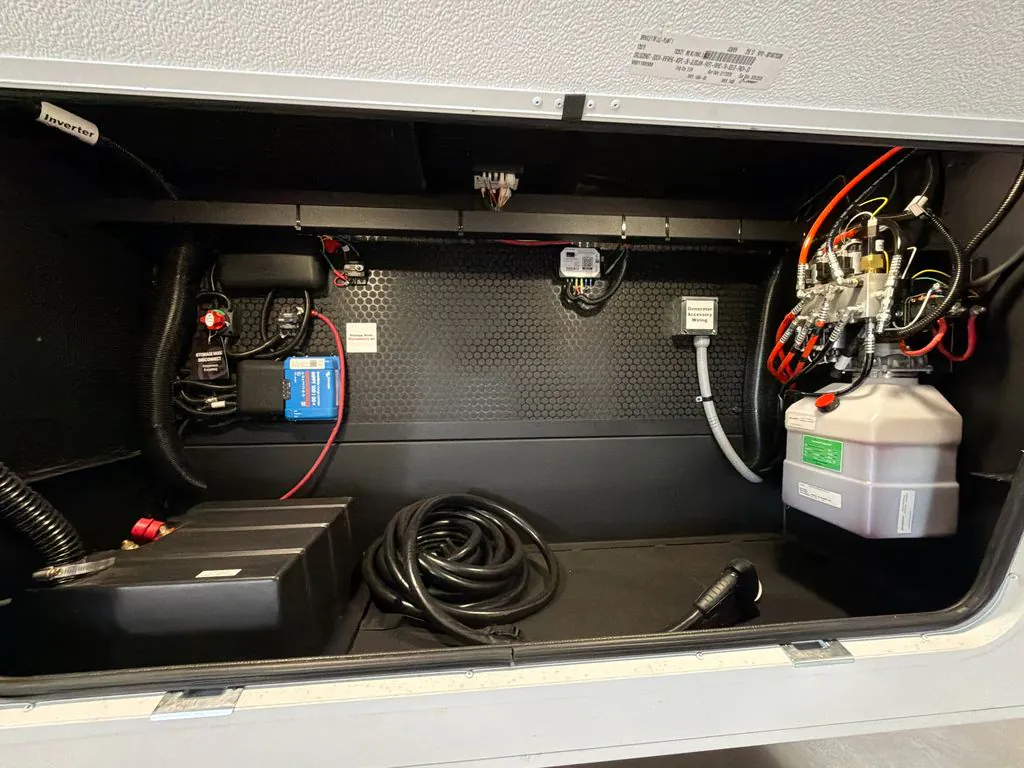 2026 Brinkley Model Z 3600 — Photo 7