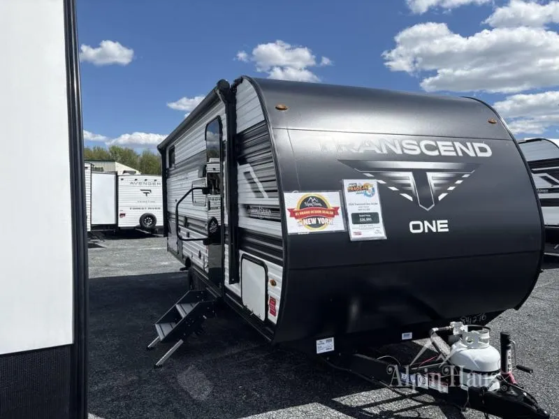 2026 Grand Design Transcend One 161BH - Photo 2