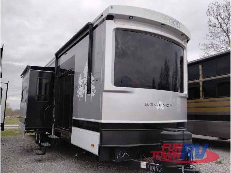 2025 Redwood RV Regency 3881FKL - Main photo