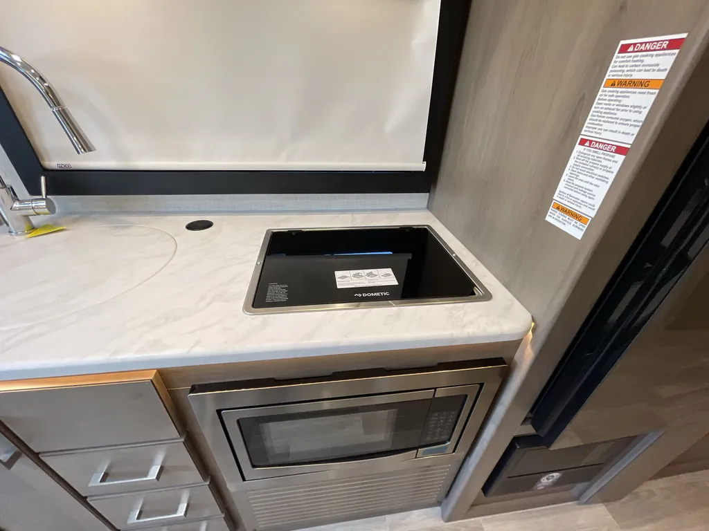 2026 Thor Motor Coach Axis 26.2, Photos photo 19