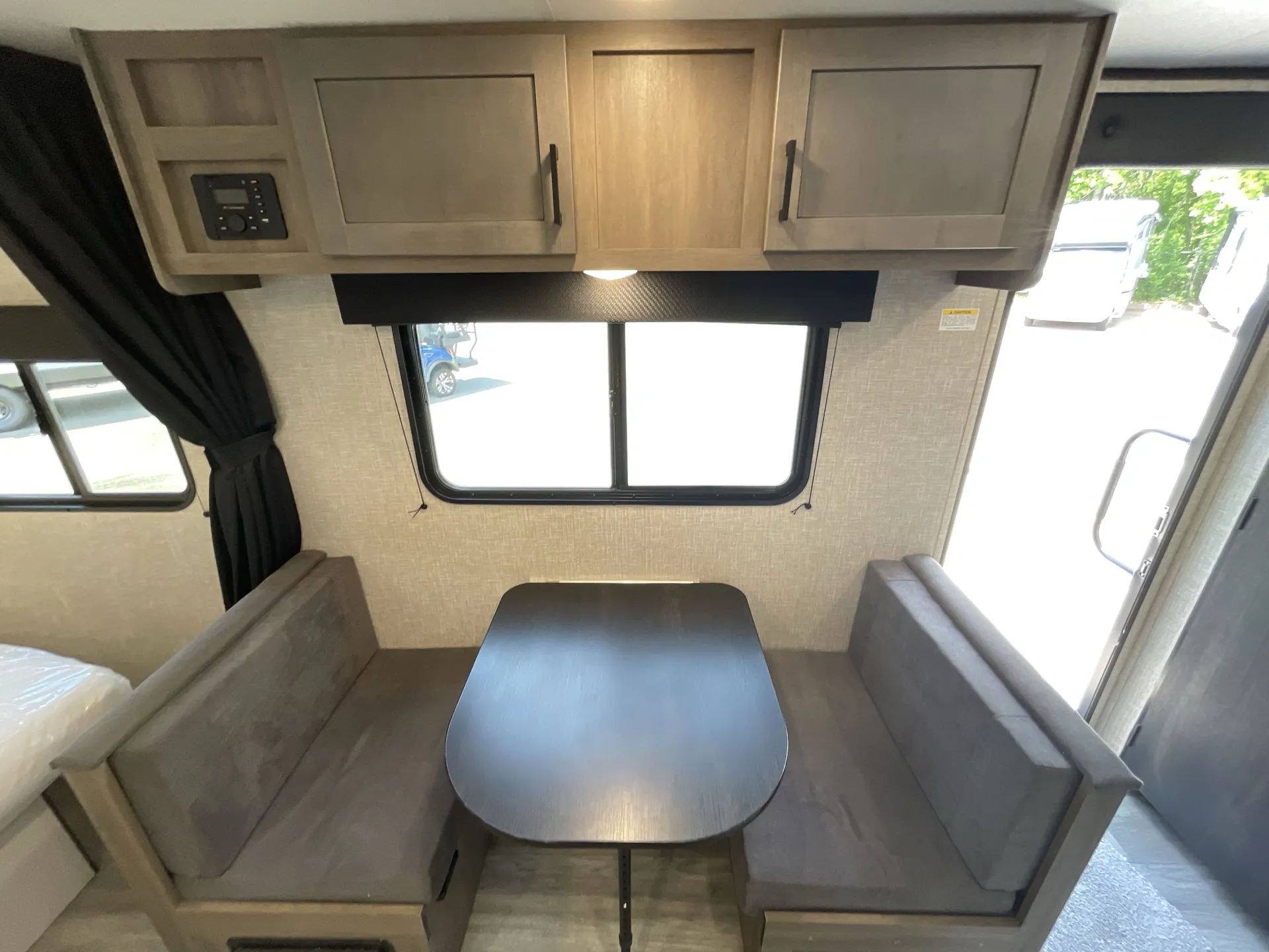 2024 Jayco Jay Flight SLX 195RBW — living area main