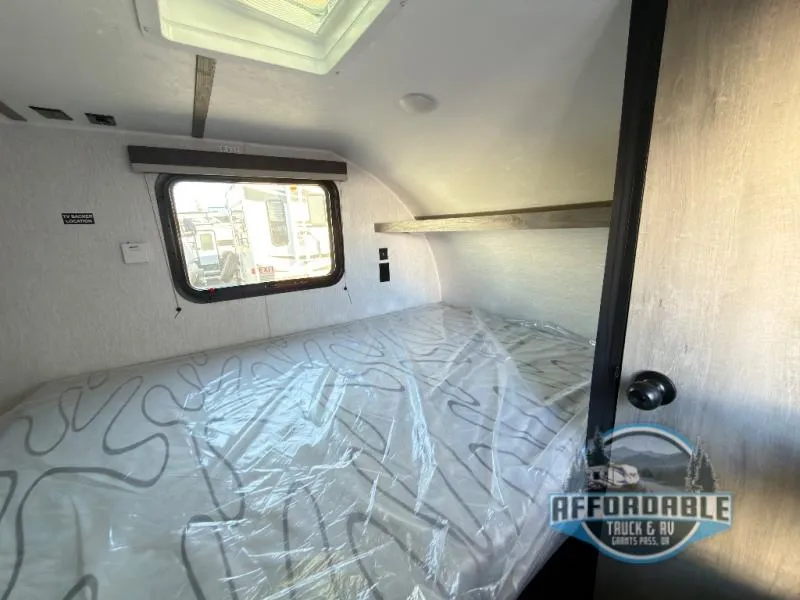 2026 Sunset Park RV SunRay 119 - Photo 3