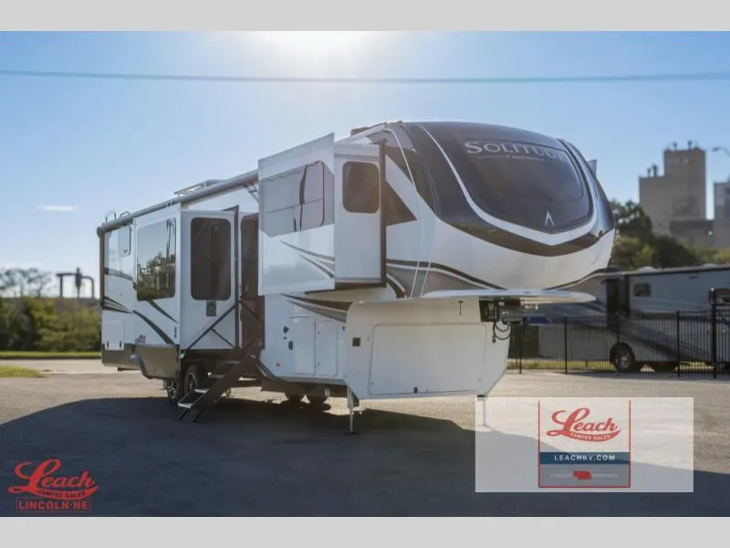 2026 Grand Design Solitude 380FL - Photo 2