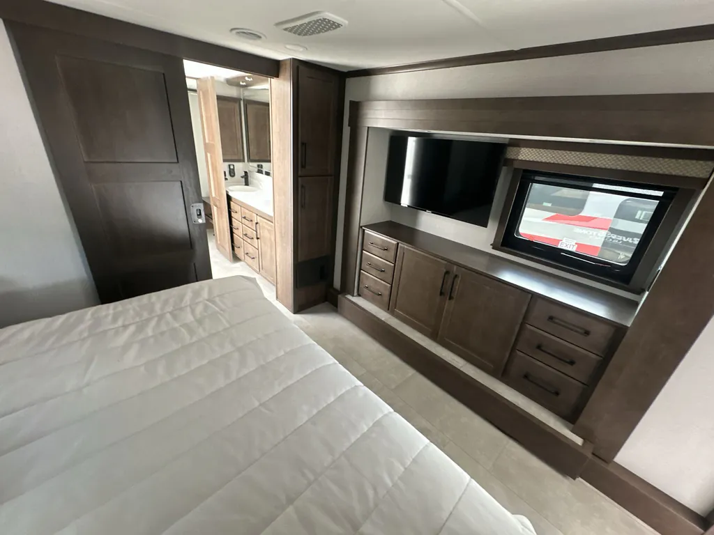2026 Forest River Riverstone Legacy 43BFC, Photos photo 27