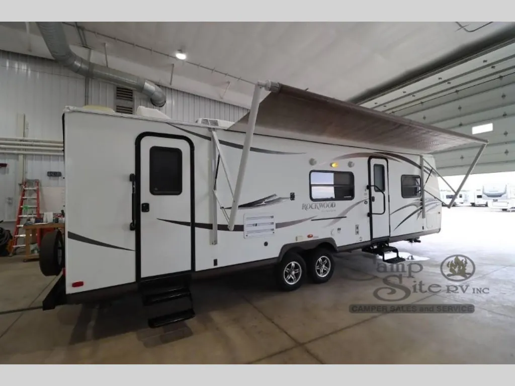 2014 Forest River Rockwood Ultra Lite 2702SS, Photos photo 5