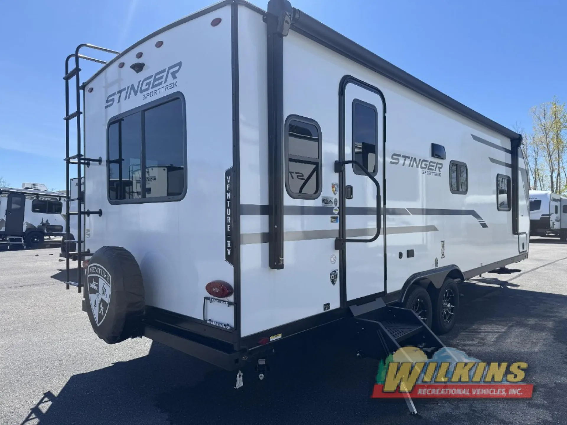 2026 Venture RV SportTrek Stinger STS232VRL - Photo 4