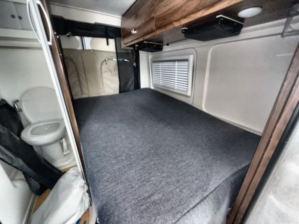 2022 Winnebago Travato 59G, Photos photo 17