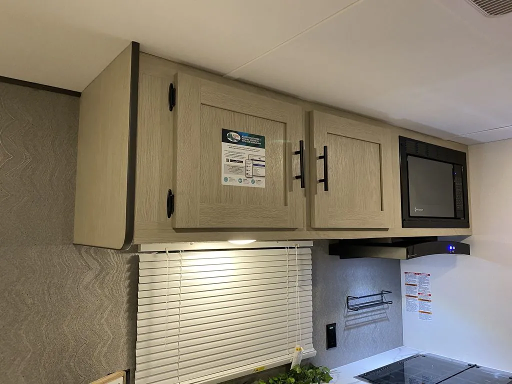 2025 Shasta RVs i-5 Edition 525BHS, Photos photo 45