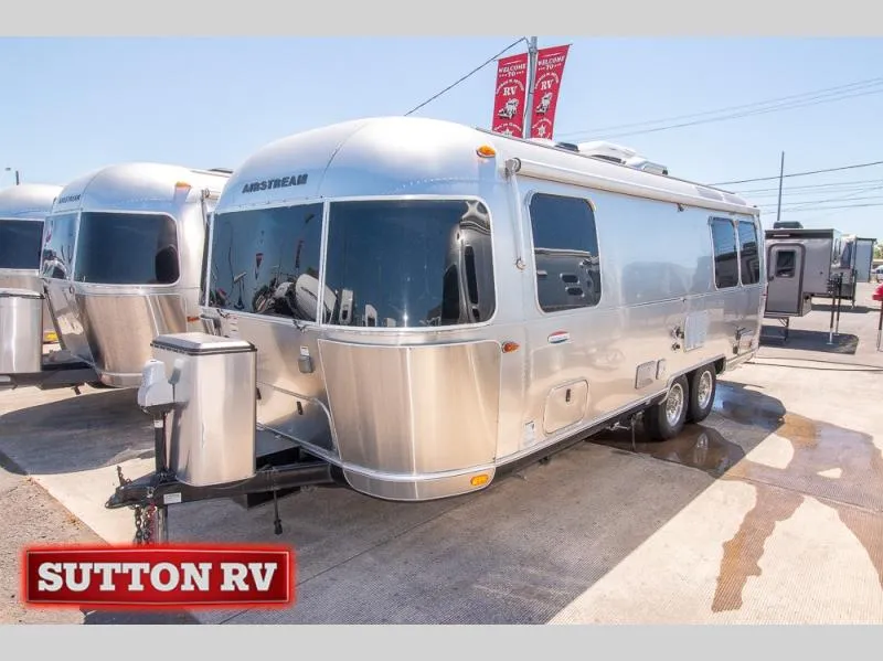 2018 Airstream International 25FB - Photo 2