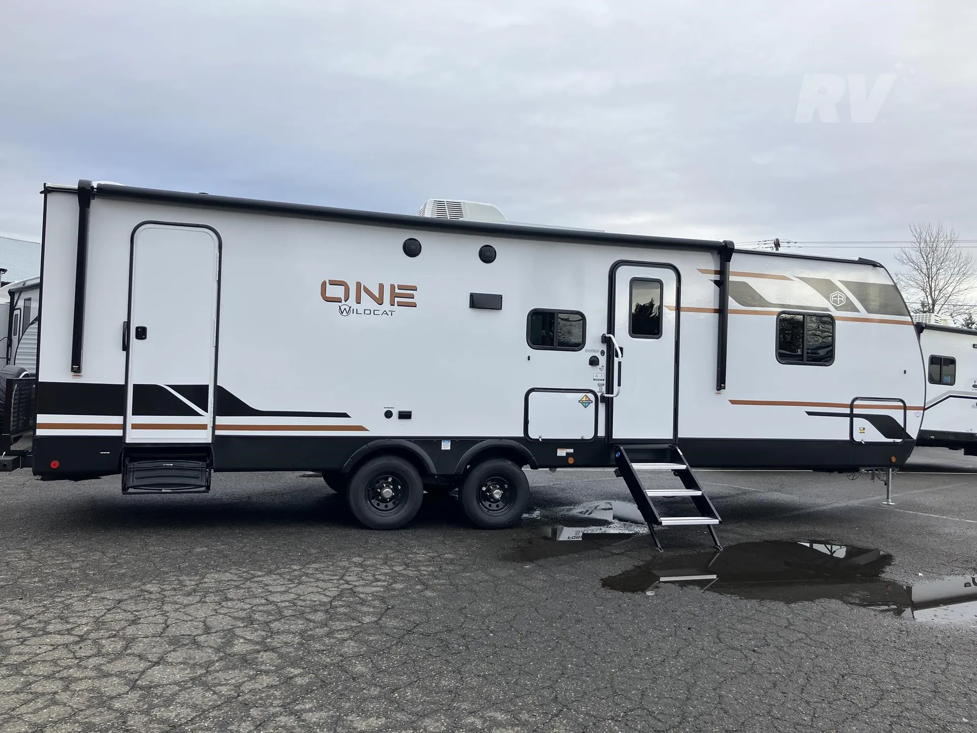 2026 Forest River Wildcat ONE 261DBEDS - Photo 4