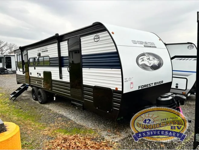 2026 Forest River Cherokee Grey Wolf 24RRT - Photo 2