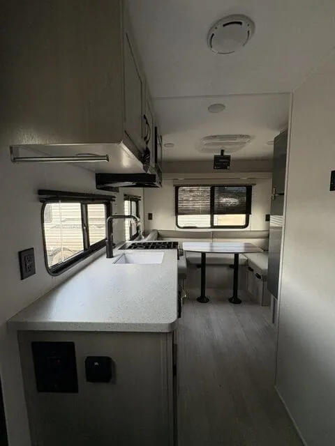 2027 Coachmen Catalina Summit Series 7 154RDX, Photos photo 4