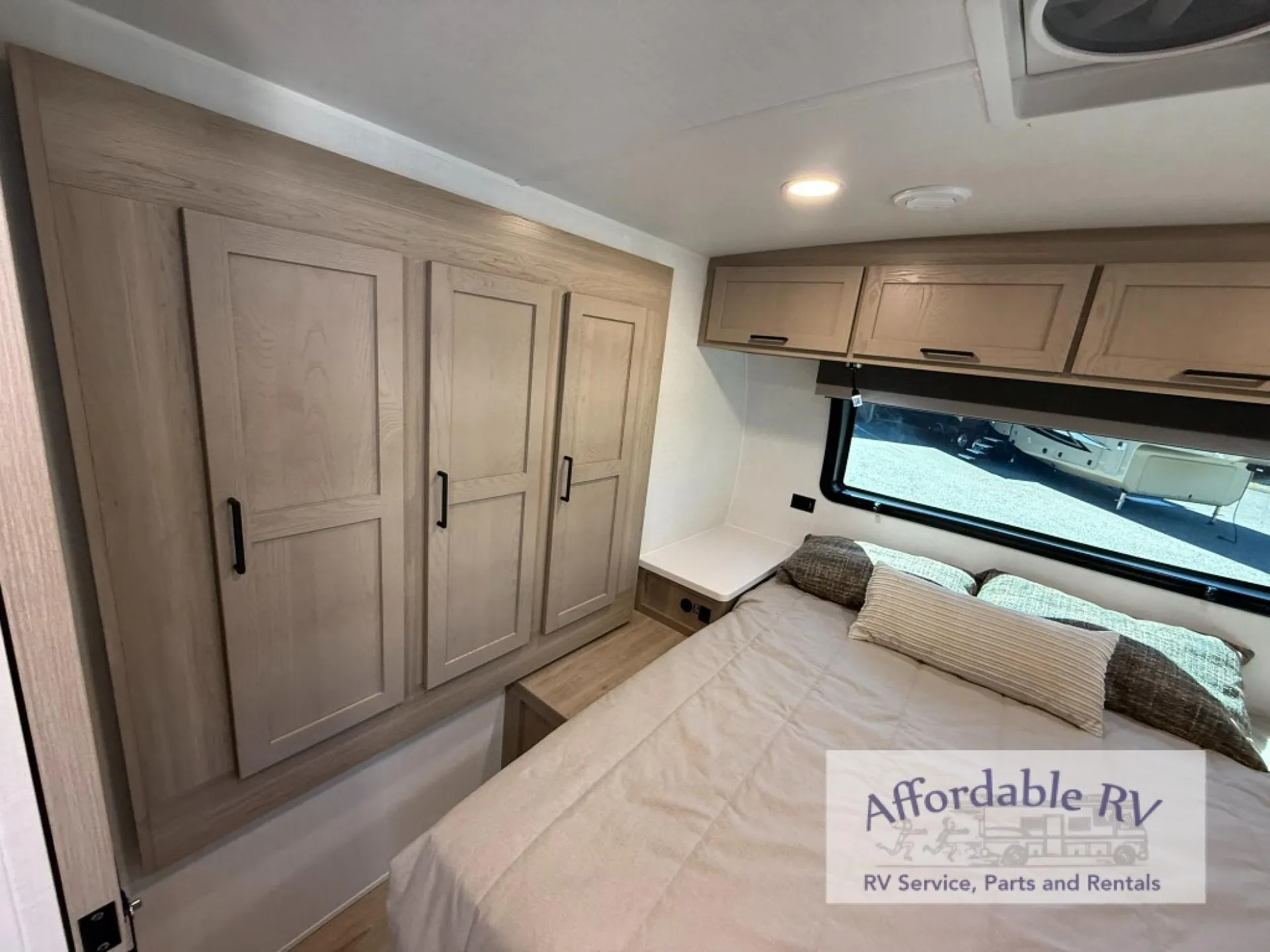 2026 Forest River Rockwood Mini Lite 2515S - Photo 4