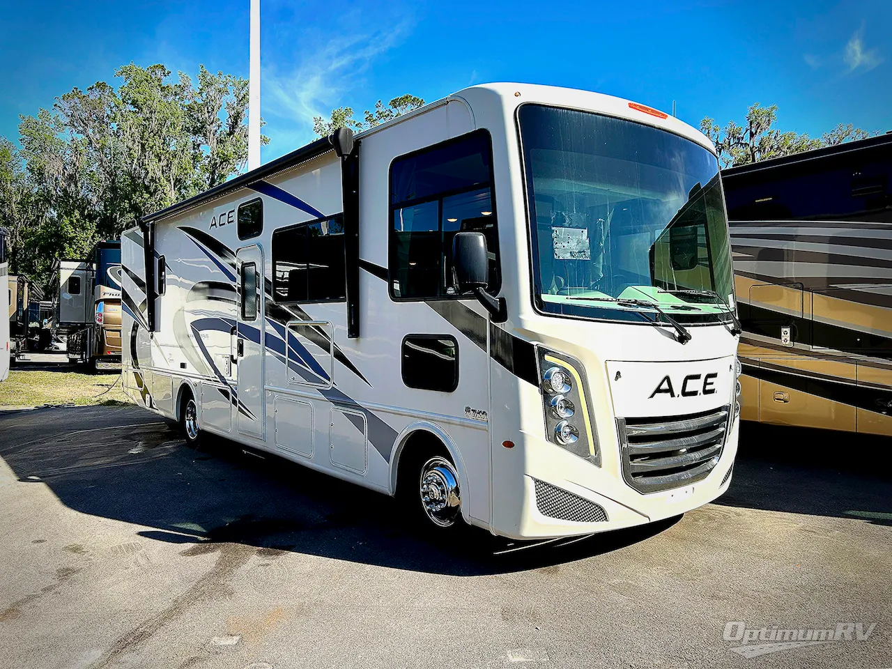 2023 Thor Motor Coach A.C.E 32B - Photo 2