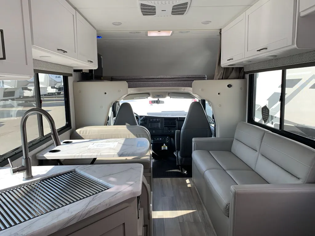 2026 Thor Motor Coach Geneva 22VZ - Photo 4