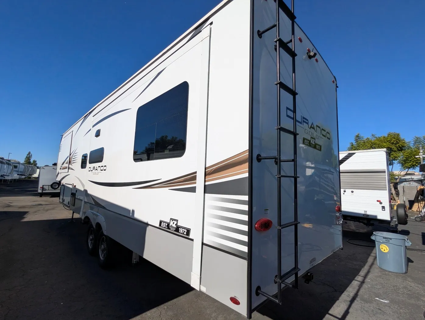 2023 KZ RV Durango Gold G360REQ - Photo 4