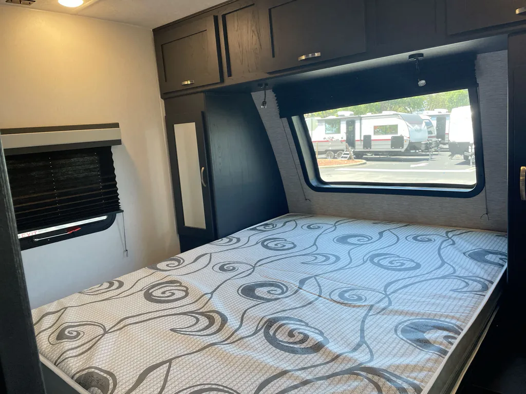 2023 Coachmen Freedom Express Ultra Lite 274RKS, Photos photo 15