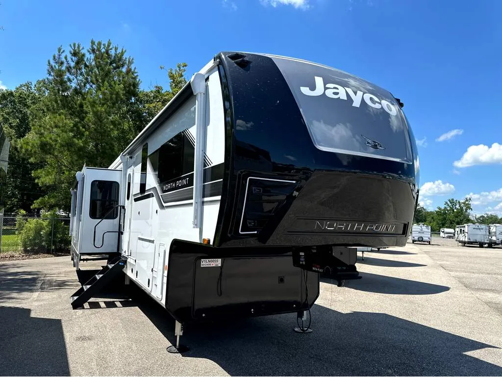 2027 Jayco North Point 381CKRE - Photo 2