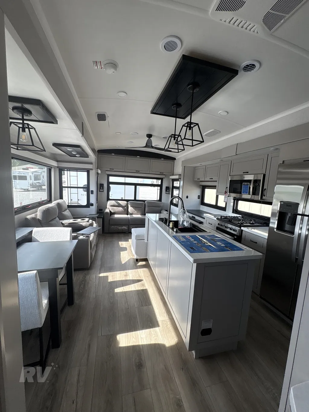 2026 Jayco North Point 387FBTS, Photos photo 8