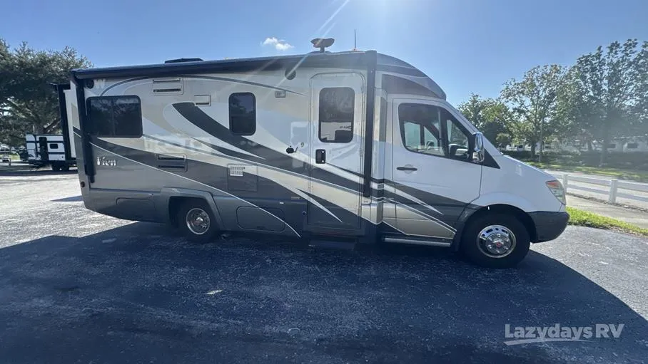 2012 Winnebago View 24G - Photo 2