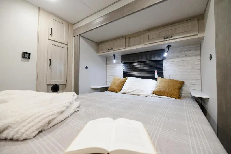 2026 Coachmen Catalina Legacy Edition 323MAZE, Photos photo 7