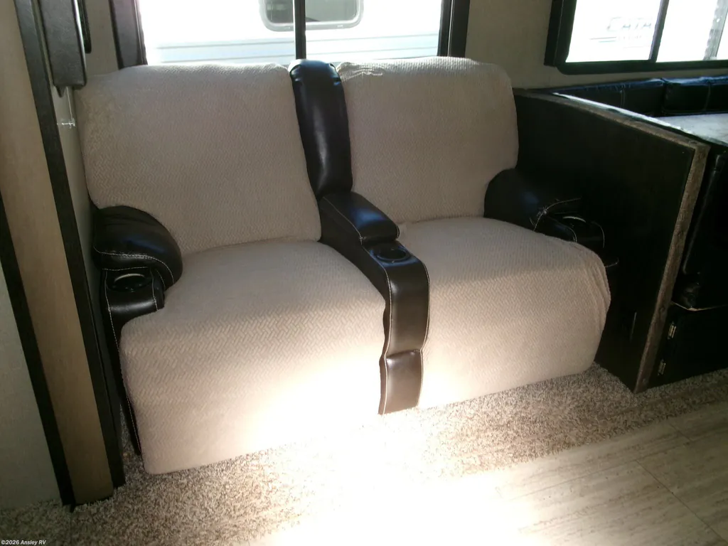 2017 Grand Design Imagine 2600RB, Photos photo 18