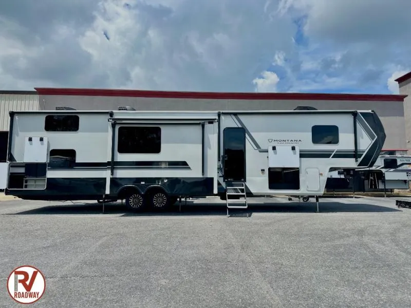 2027 Keystone RV Montana High Country 391TB - Photo 2