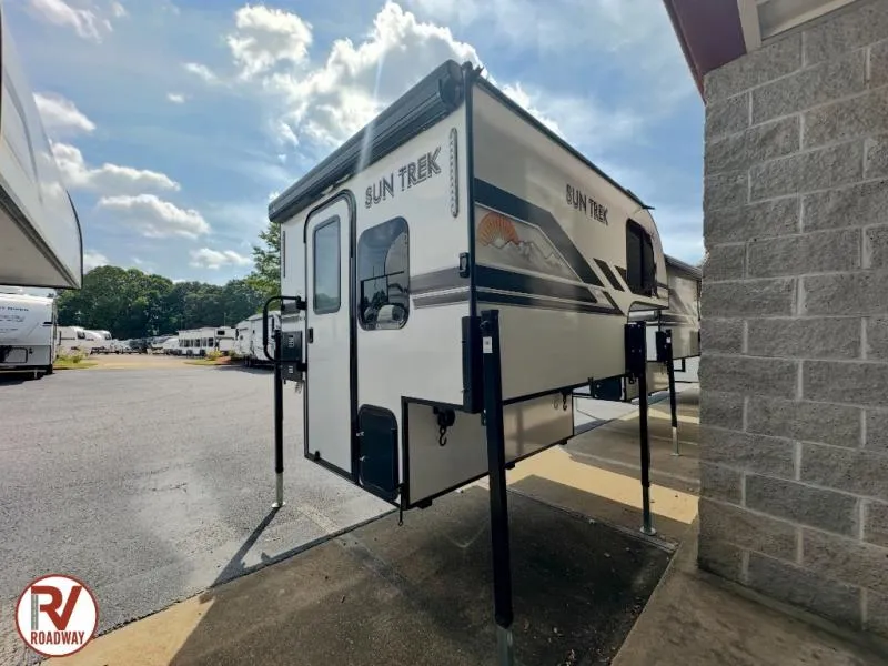 2027 Sunset Park RV Sun Trek 600 - Photo 3
