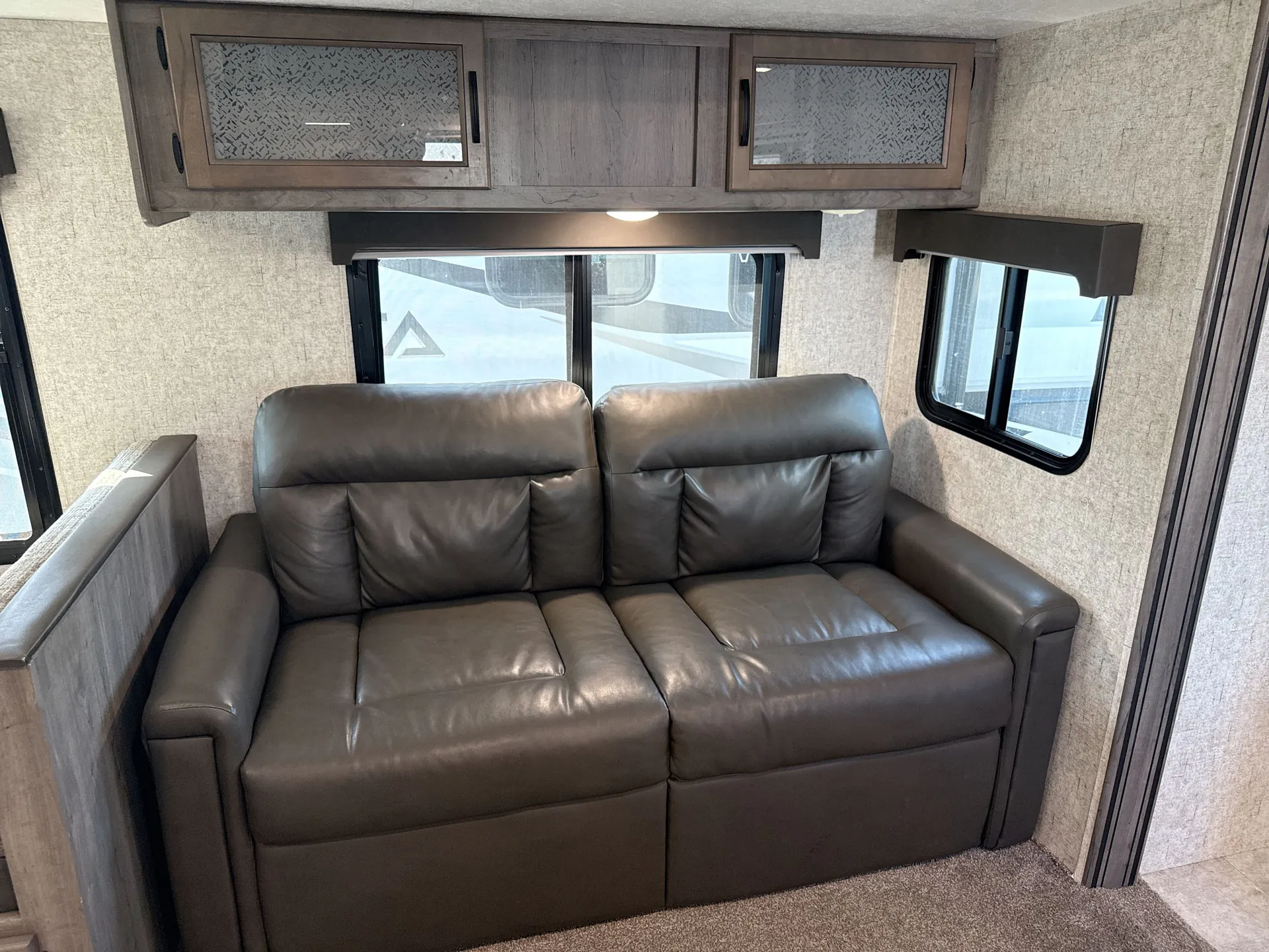 2021 Coachmen Apex 289TBSS — living area main