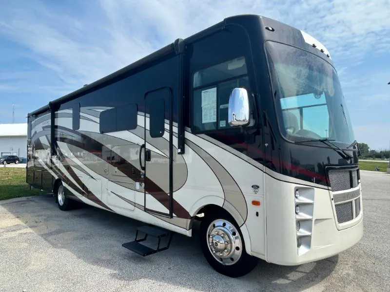 2022 Coachmen Encore 375RB dealer photo 1 from Kunes RV