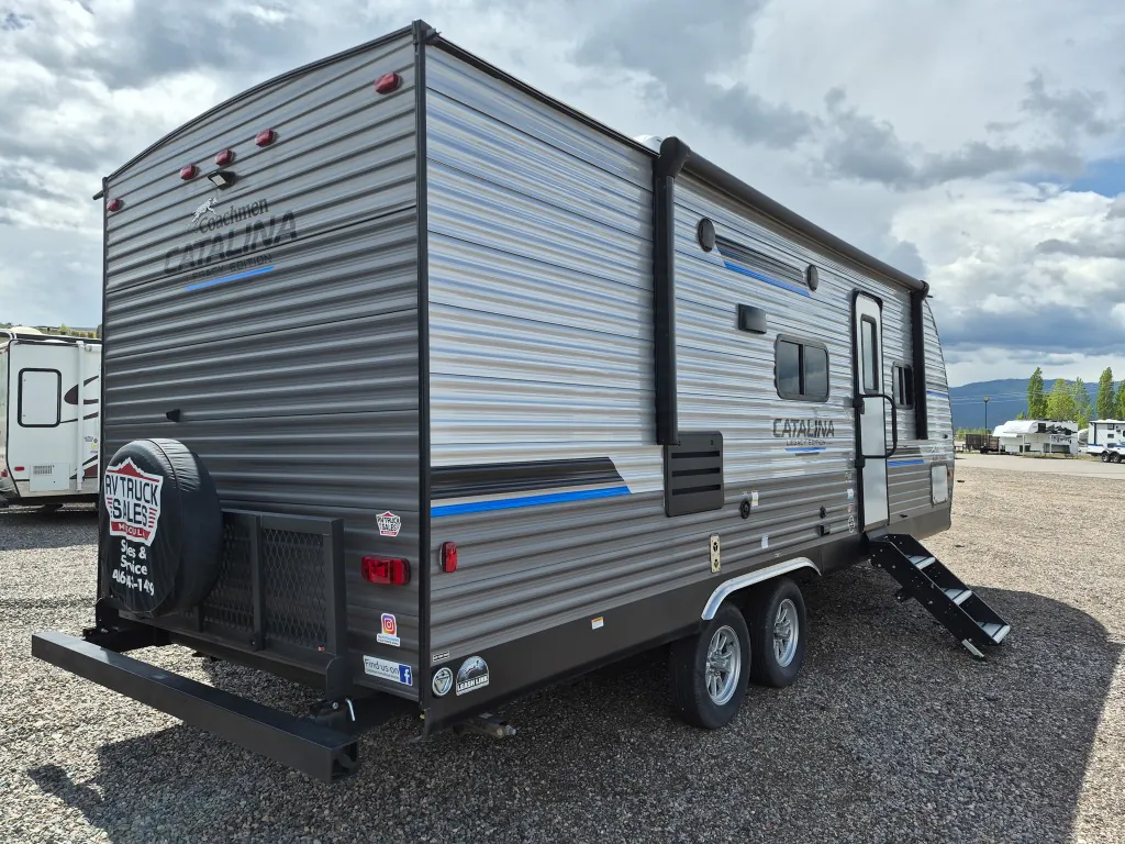 2023 Coachmen Catalina Legacy Edition 243RBS, Photos photo 5