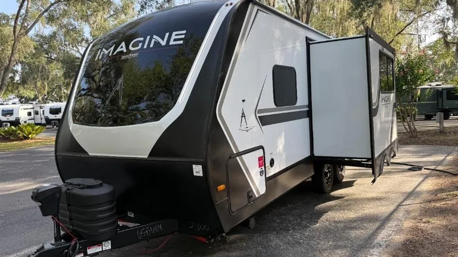 2027 Grand Design Imagine 2300MK - Photo 4