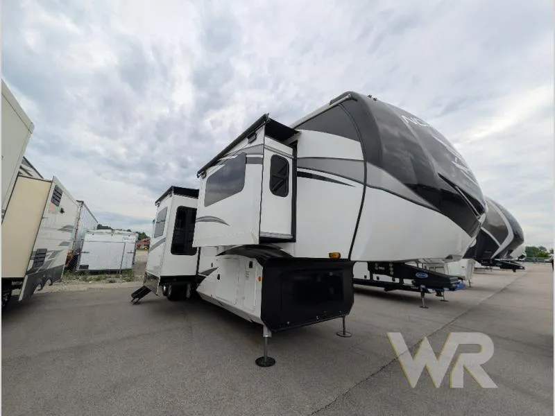 2022 Jayco North Point 382FLRB - Photo 2