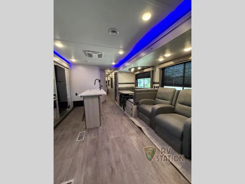 2024 CrossRoads RV Longhorn 340MB - Photo 3