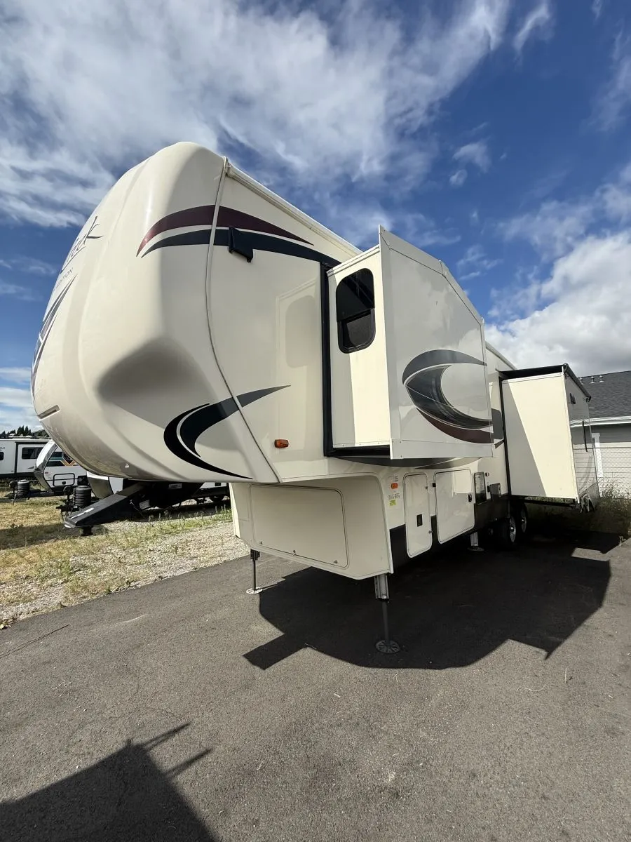 2019 Forest River Cedar Creek 29RL - Photo 4