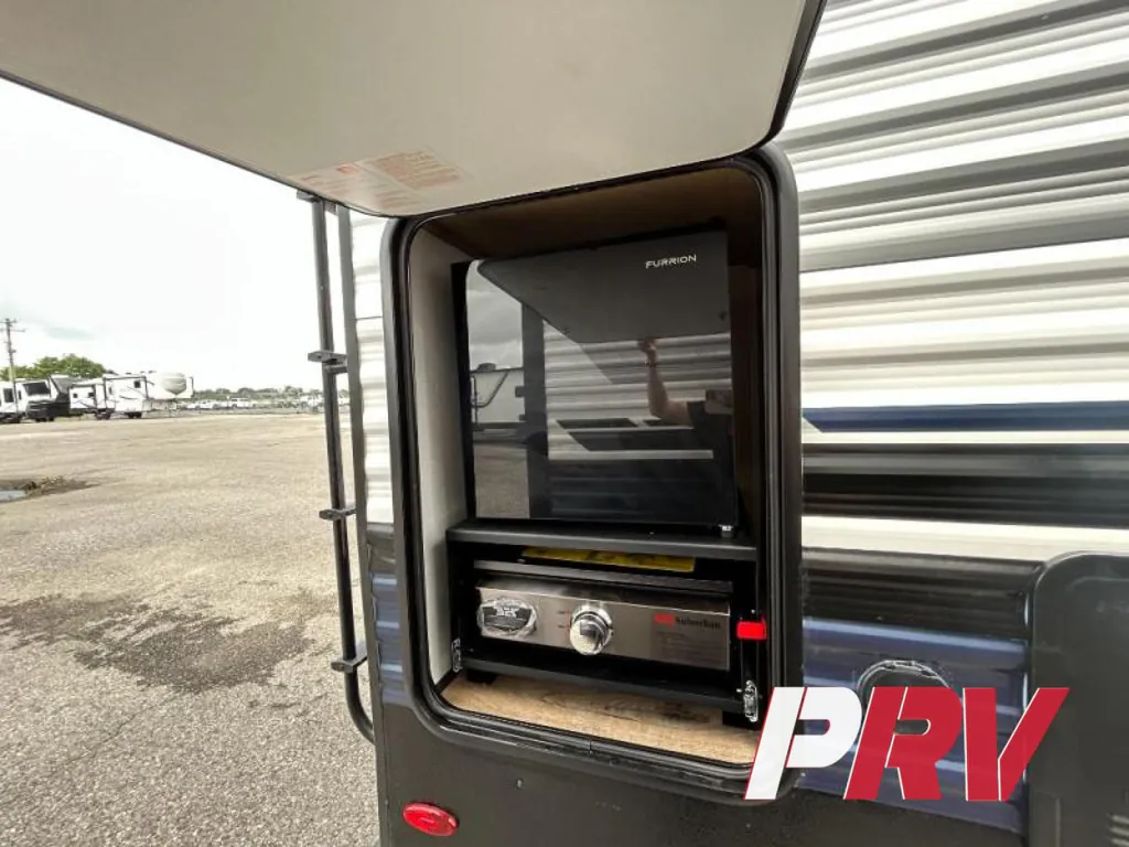 2027 Forest River Puma 30RKQS, Photos photo 4