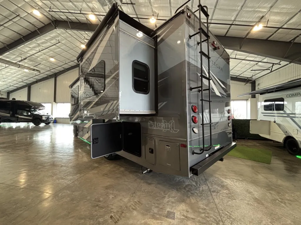 2026 Entegra Coach Esteem XL 32U - Photo 4