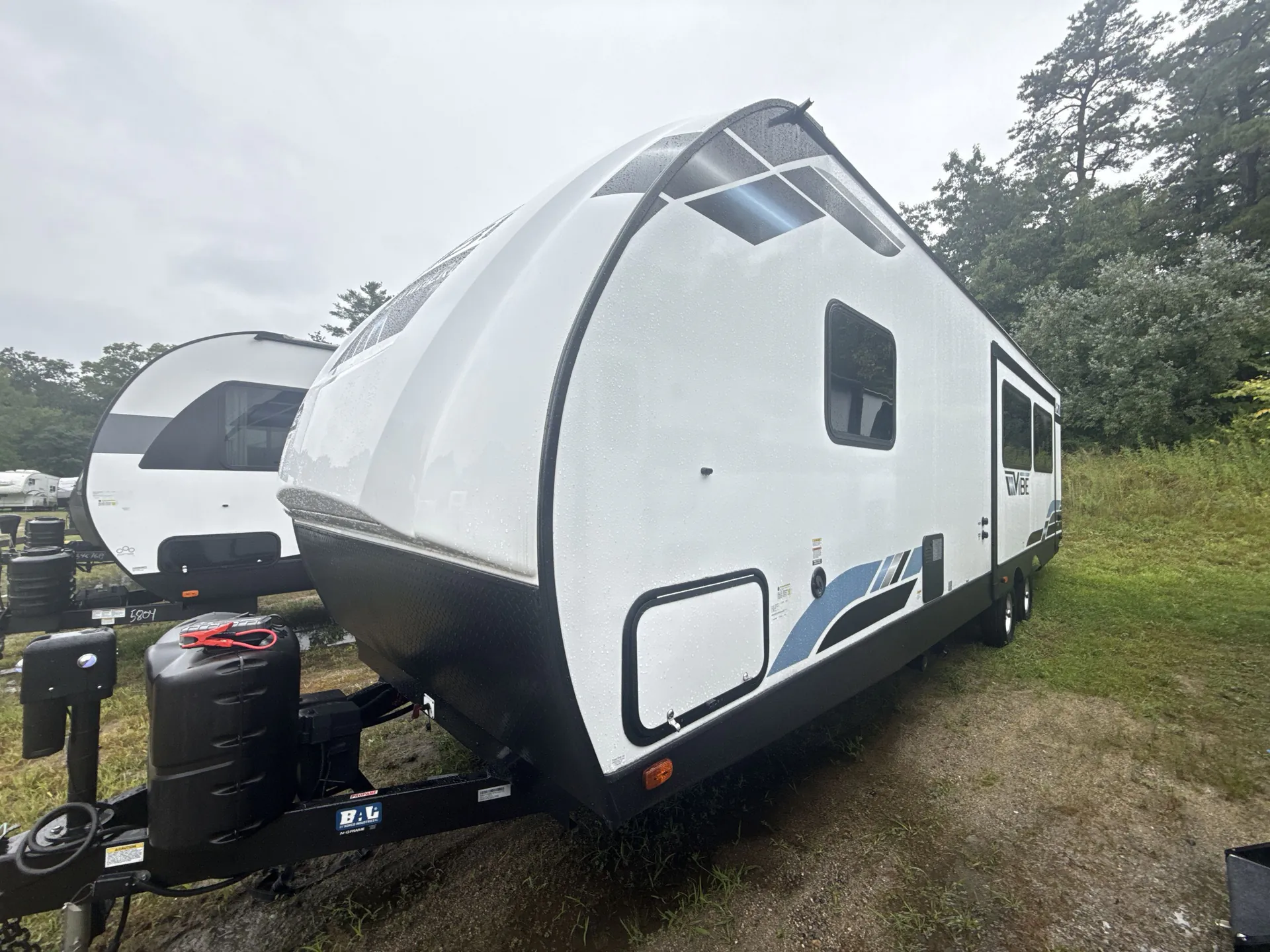 2023 Forest River Vibe 26RK — off campside