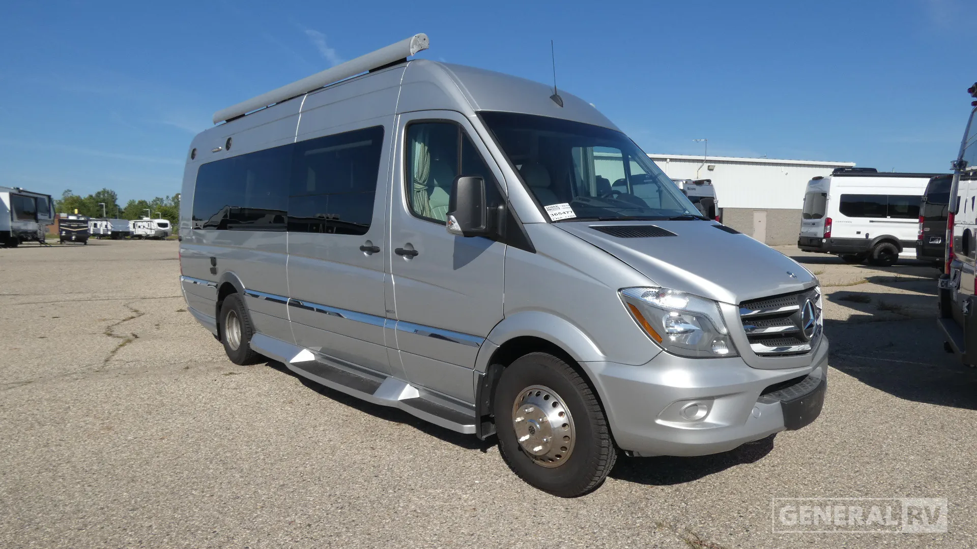 2016 Winnebago Era 70C - Photo 2