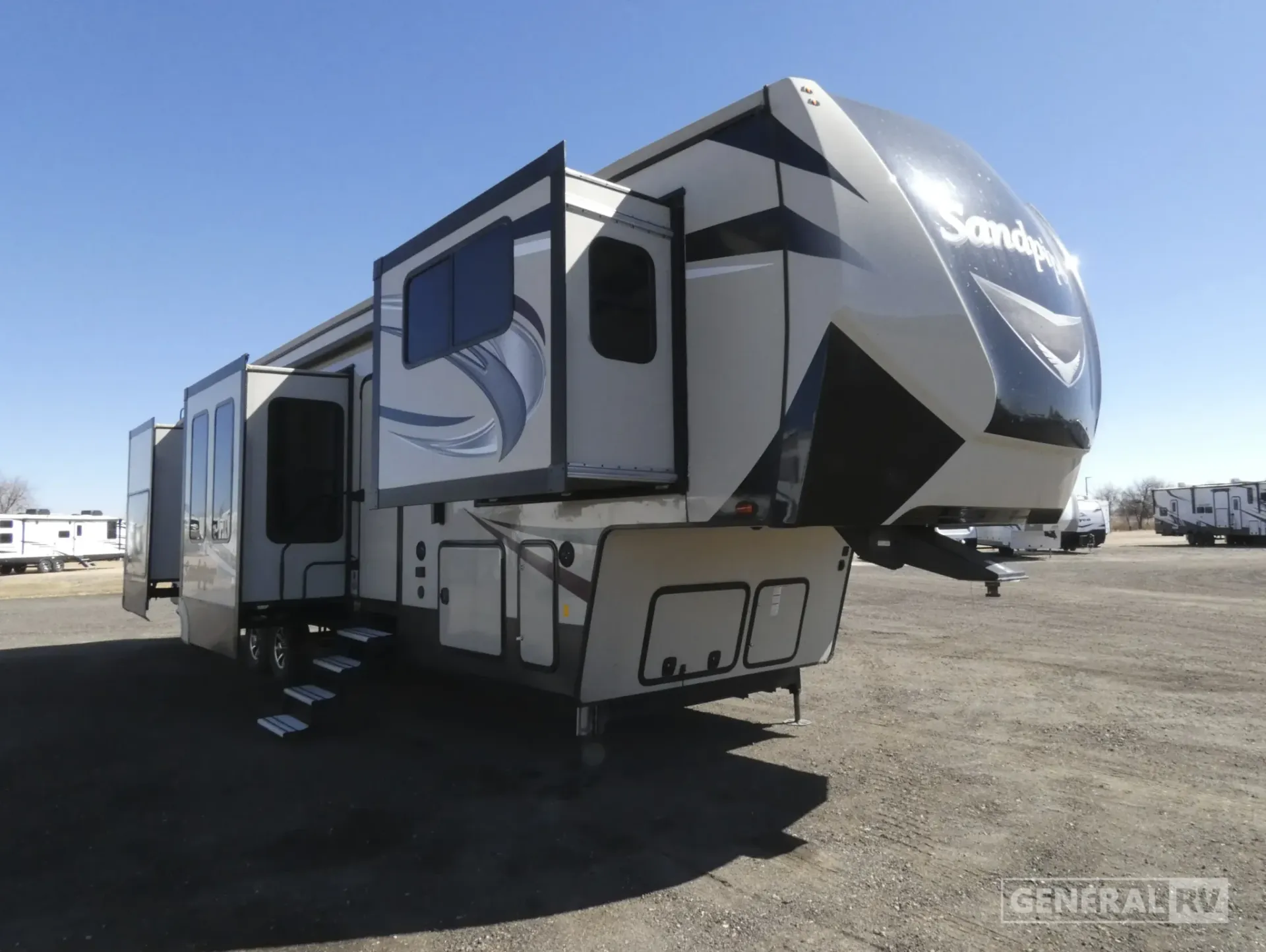 2018 Forest River Sandpiper 379FLOK - Photo 2
