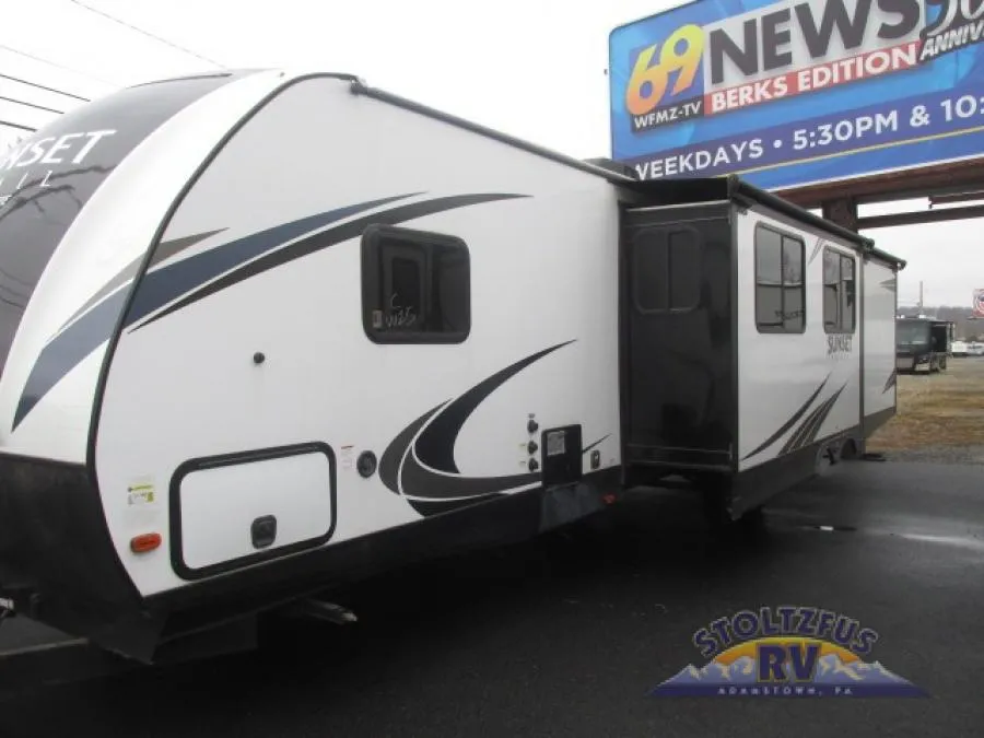 2019 CrossRoads Sunset Trail Super Lite 331BH - Photo 3