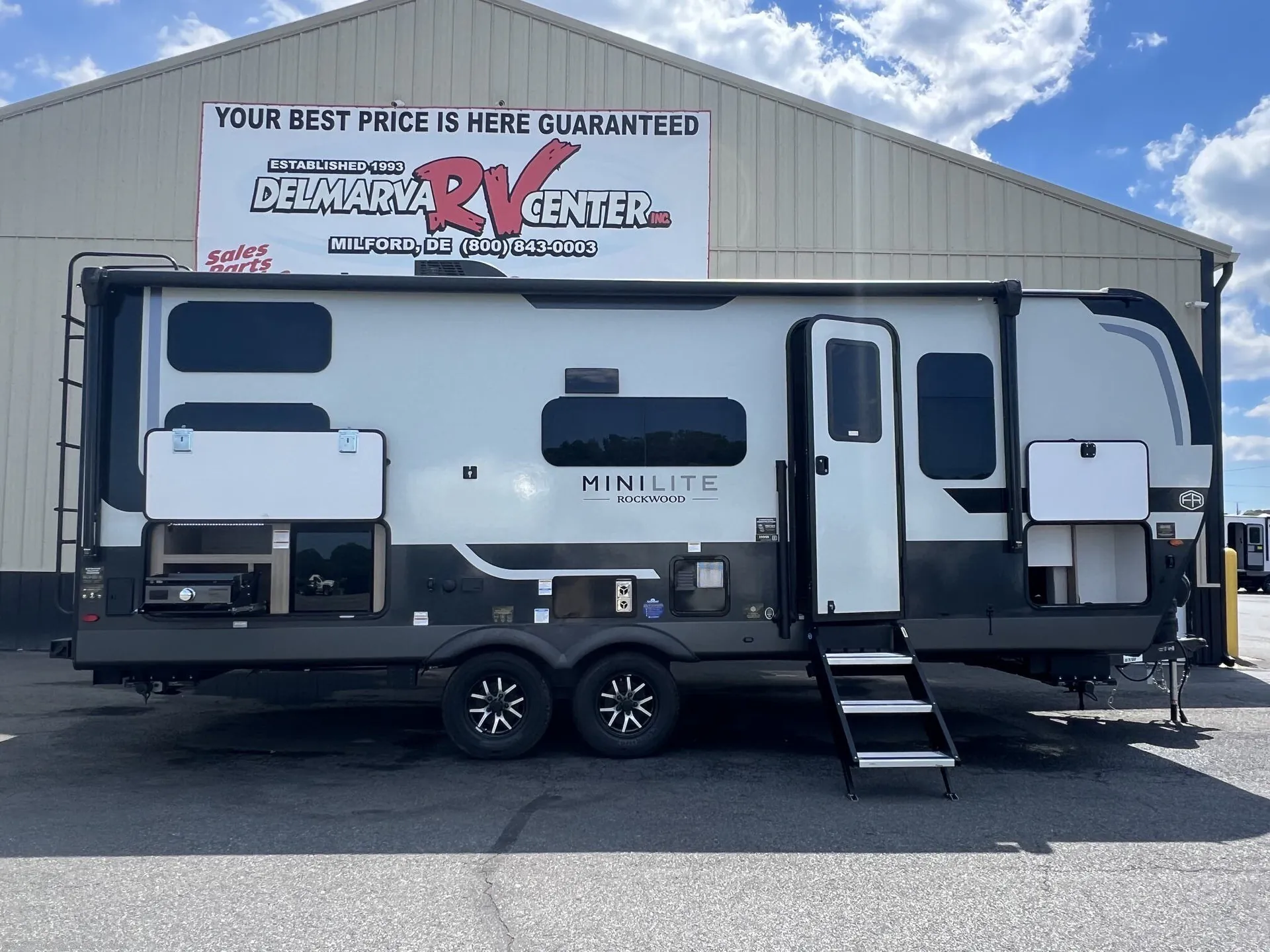2027 Forest River Rockwood Mini Lite 2509S