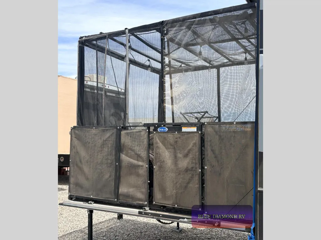 2020 Keystone Raptor 415, Photos photo 6