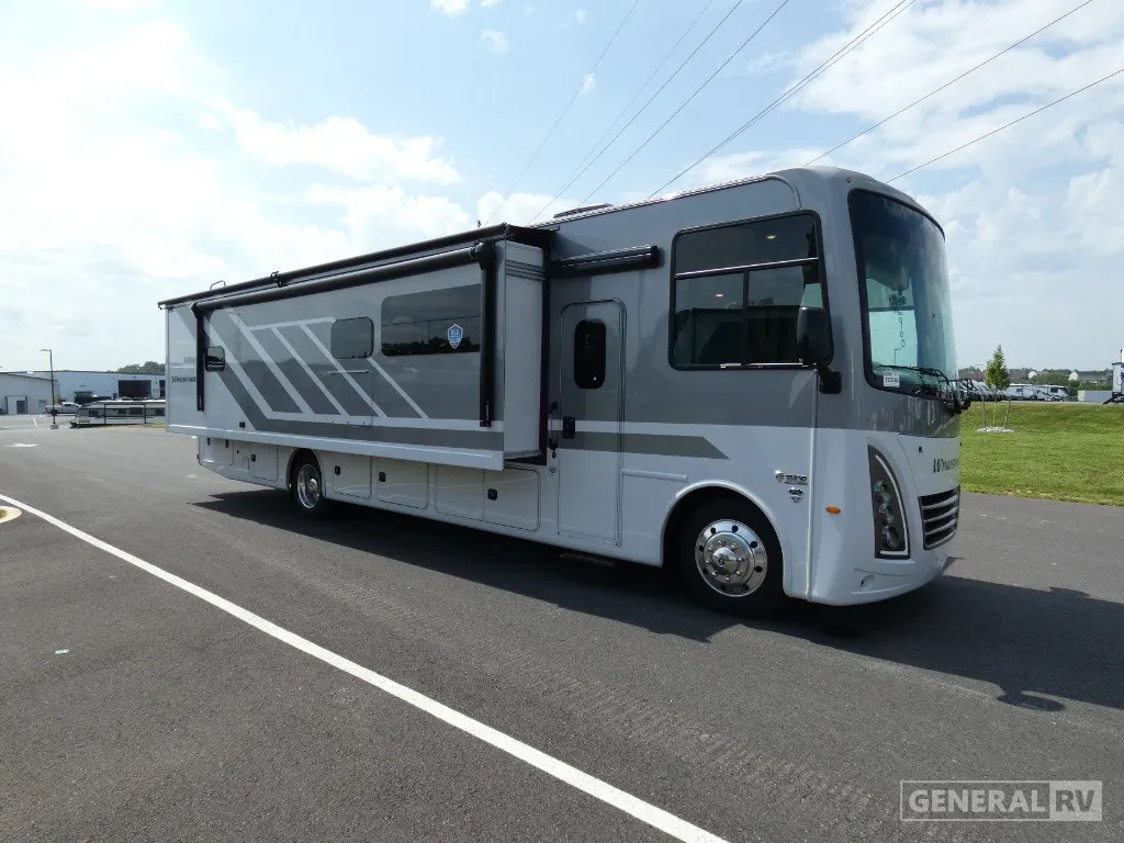 2026 Thor Motor Coach Windsport 35R - Photo 2