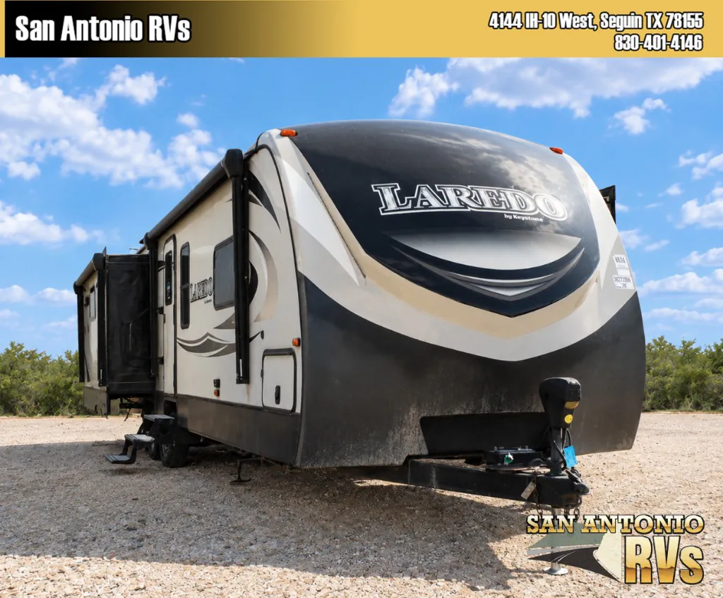 2018 Keystone Laredo 335MK - Photo 2